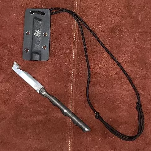 Templar Neck Knife Black Powder D2 Tanto Silver